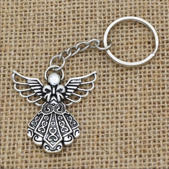 NWT Antique Silver Plated Guardian Angel key ring - Picture 2 of 4